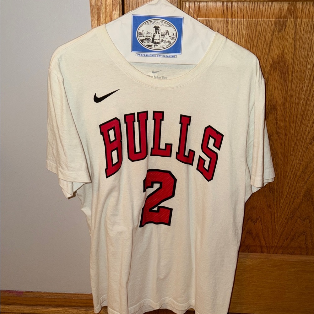 Nike Chicago Bulls Lonzo Ball Name & Number T-Shirt